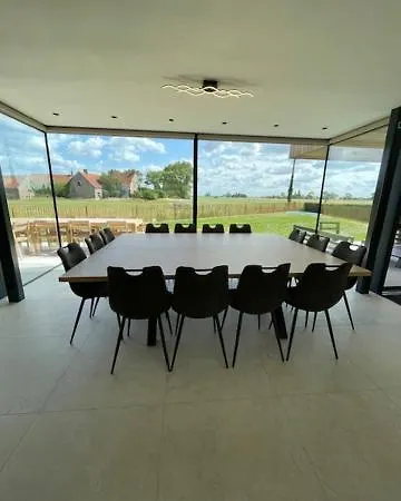 Semesterbostad Bartholome *